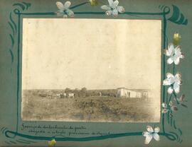 Serviço de distribuição de postes: chegada à estação provisória de Aquidauana