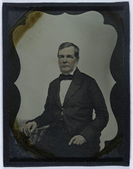 [Retrato de homem não identificado]