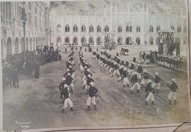 Militares