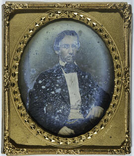 [Retrato de um rapaz não identificado]